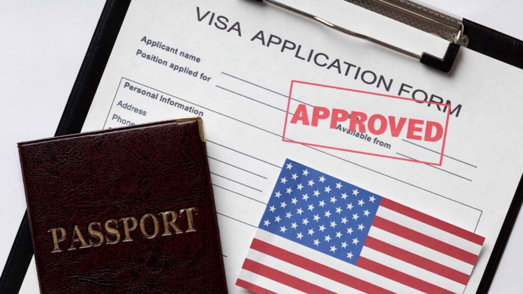 Como ter visto americano aprovado sem cair em promessas falsas
